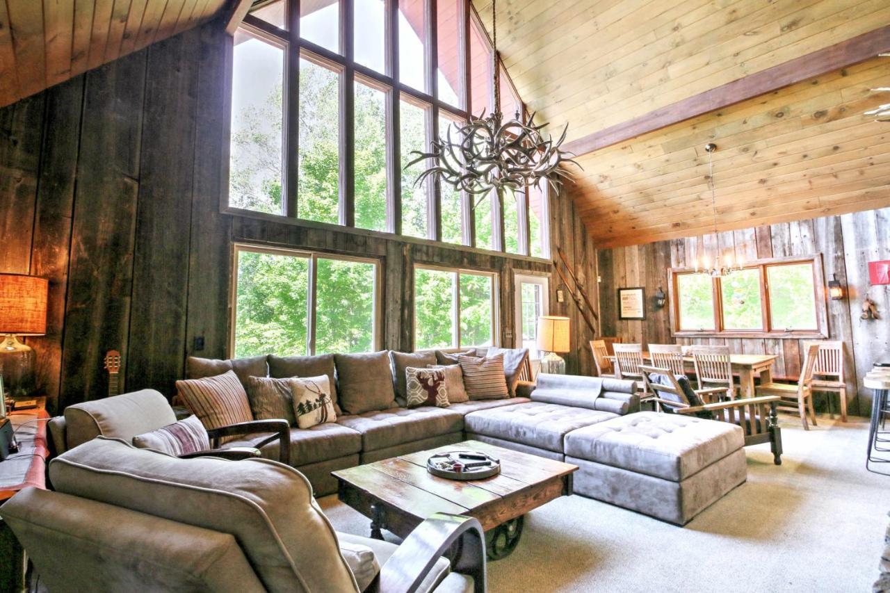 East Burke House With Deck Less Than 3 Mi To Kingdom Trails! 외부 사진